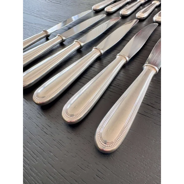 12 couteaux de table Christofle, modèle perles