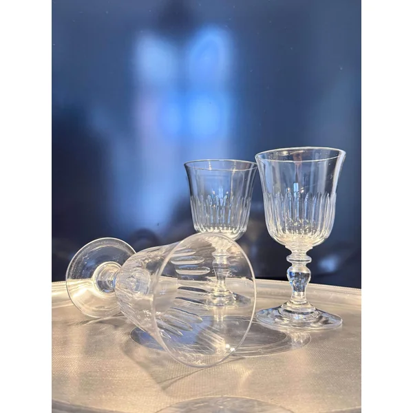 3 verres à vin en cristal ciselé XIXème
