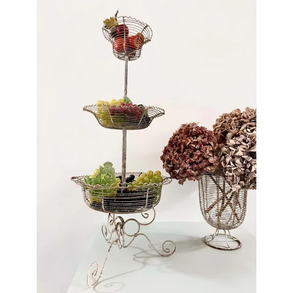 Ancien présentoir, paniers à fruits à étages
