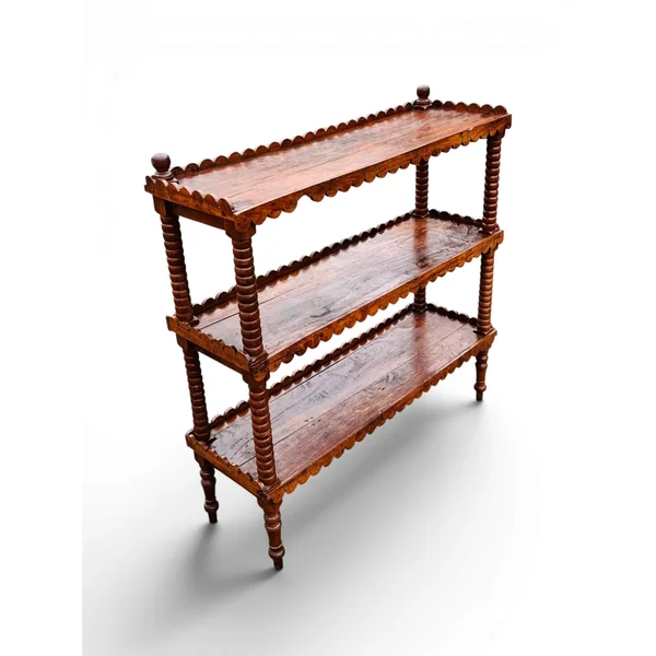 Ancienne grande étagère sur pieds