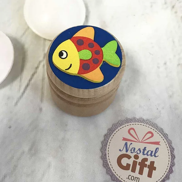 Boite à dents traditionnelle en bois - poisson