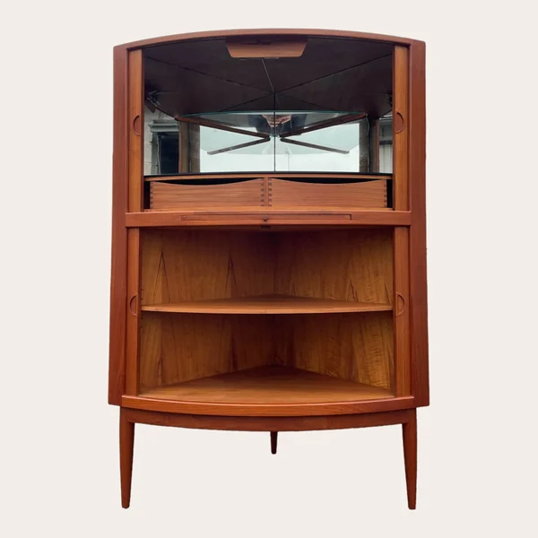 Cabinet d'angle scandinave Hans Andersen