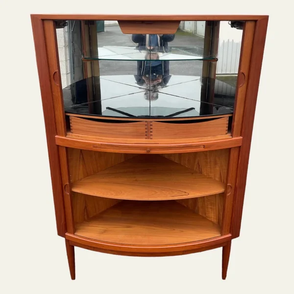 Cabinet d'angle scandinave Hans Andersen