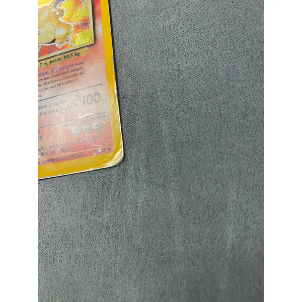 Carte pokémon Dracaufeu 4/102 set de base