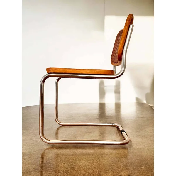 Chaise cannée Marcel Breuer, modèle B32