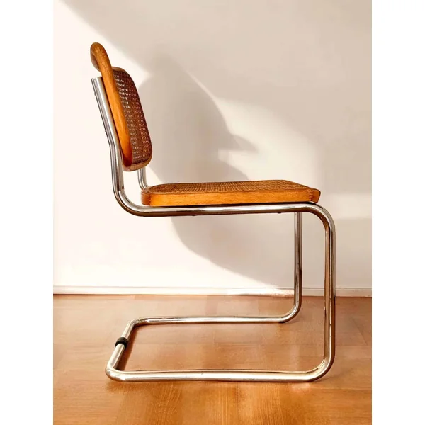 Chaise cannée Marcel Breuer, modèle B32