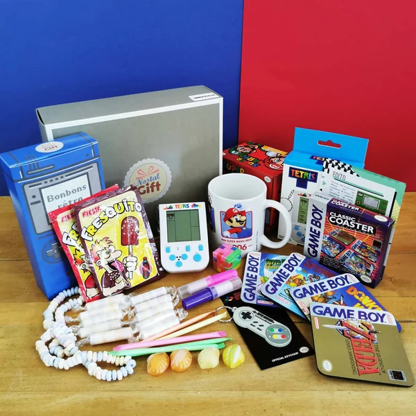 Coffret Cadeau « Retrogaming » et sa console Tetris