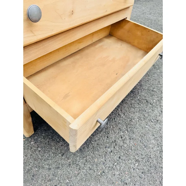 Commode vintage, bois brut