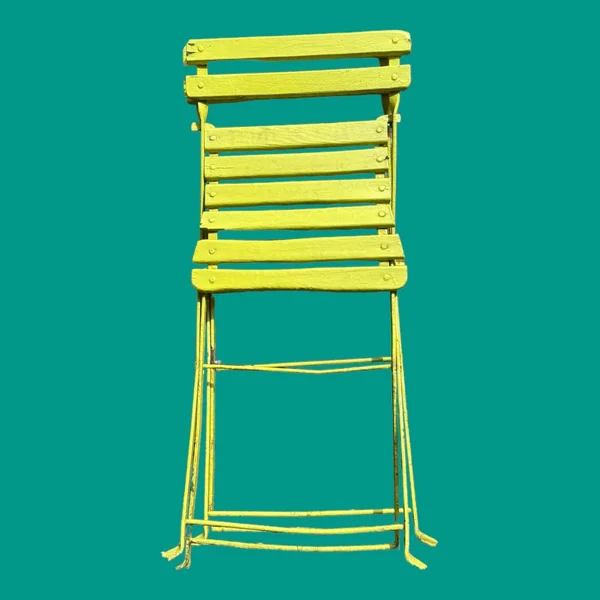 Deux chaises de jardin anciennes
