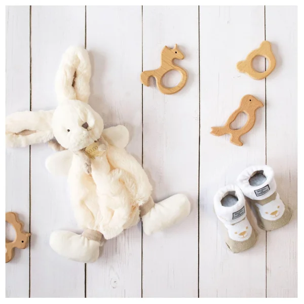 Doudou bonbon lapin taupe