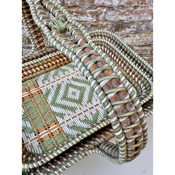 Ensemble panier et plateau anciens en jonc de mer