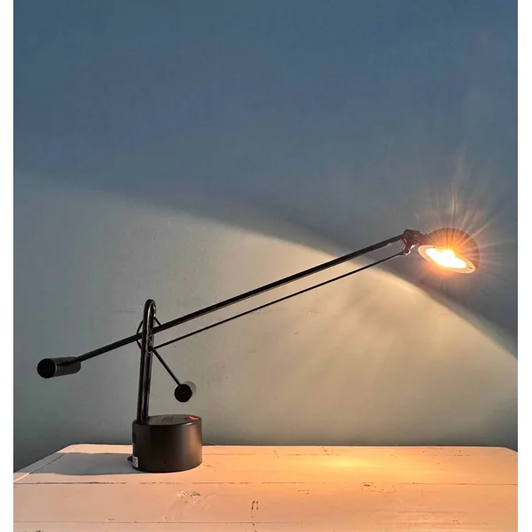 Lampe de bureau halogène articulée