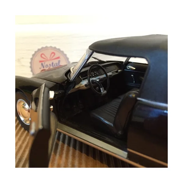Miniature Citroen DS 19 en métal, 1:24