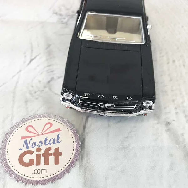 Miniature Mustang 1964 en métal, 1:36