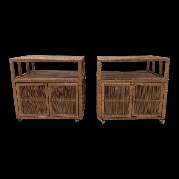 Paire de buffets en rotin vintage (Buri ) sur roulettes