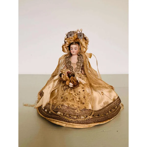 Petite poupée 1900 en biscuit