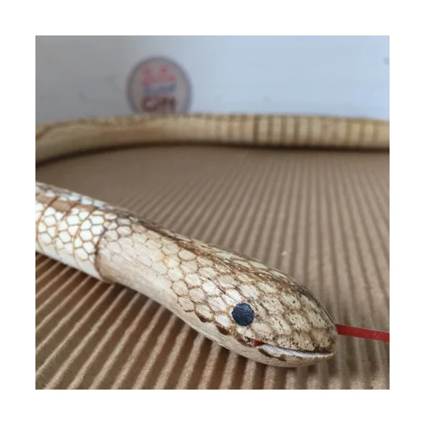 Serpent articulé en bois