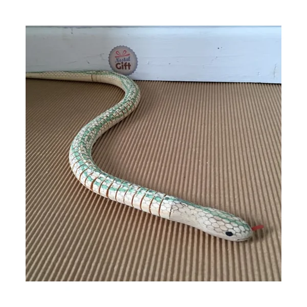 Serpent articulé en bois