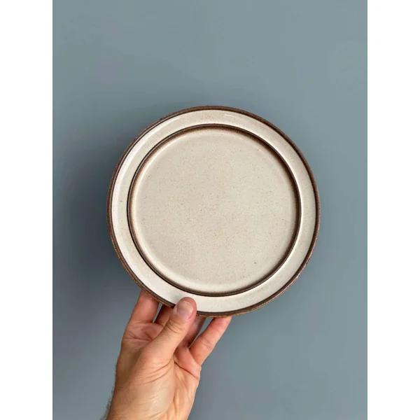 Suite de 6 assiettes plates Stogo en grès scandinave
