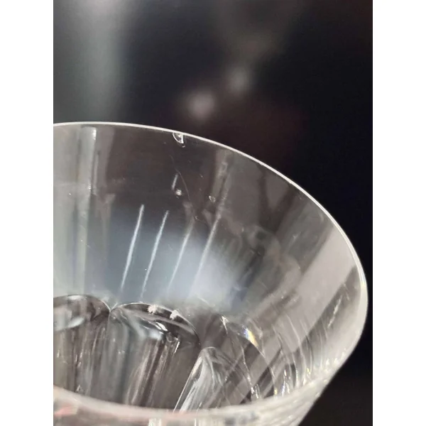 Suite de 7 verres à vin en cristal Baccarat, modèle Missouri