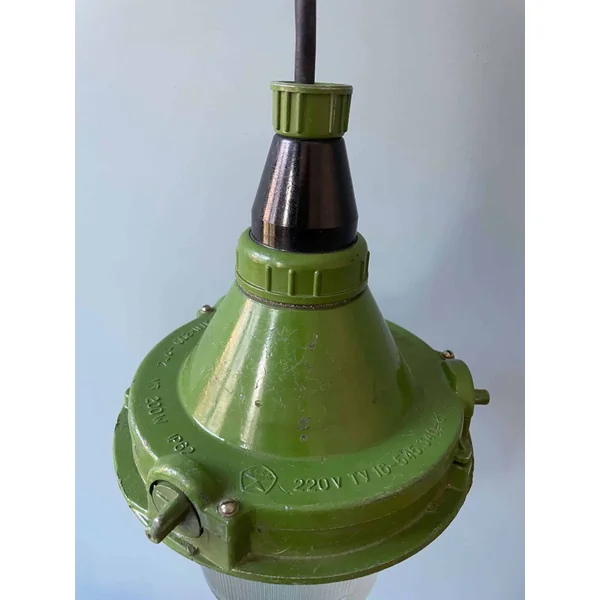 Suspension industrielle Russe, années 1960