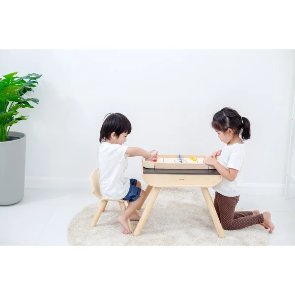 Table & chaise