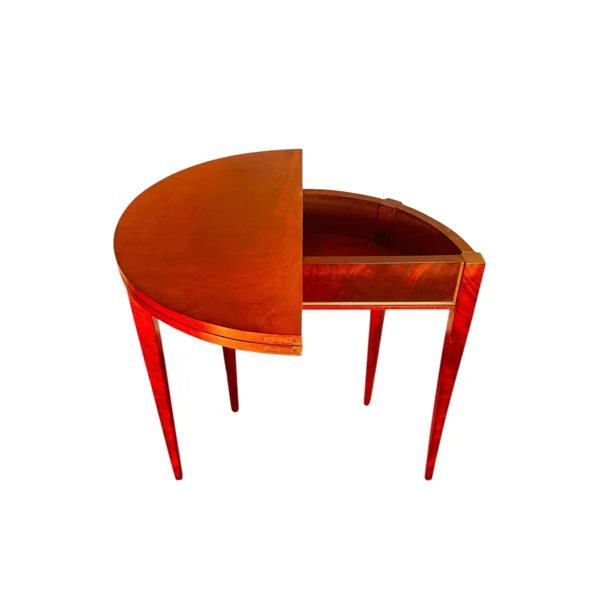 Table ronde, console demi-lune